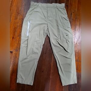 NWOT Nike Men's L Utility Khaki Pants
